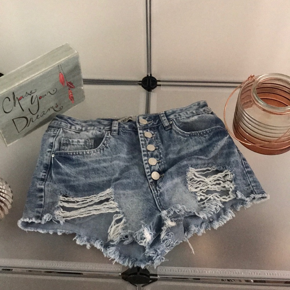 Refuge Jean shorts size 6